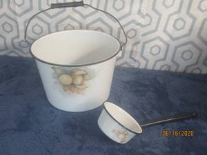 lot 470 image: VINTAGE HAND PAINTED WATER PAIL AND LADLE SIGNED GINNY