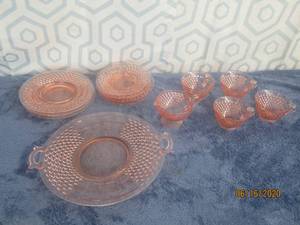 lot 476 image: TOTAL OF 13 PINK DEPRESSION AMERICAN PIONEER&nbsp HOBNAIL DINNERWARE&nbsp