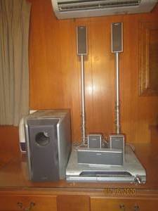 lot 490 image: SONY SURROUND SOUND SYSTEM&nbsp SS-CT51