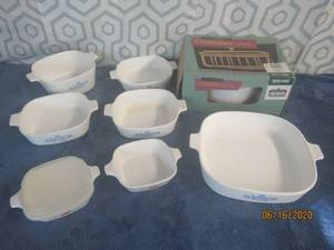 lot 494 image: TOTAL OF 8 PC CORNING BAKEWARE&nbsp