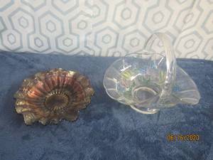 lot 514 image: VINTAGE CLEAR GLASS FROSTED RAISED FRUIT&nbsp DESIGN HANDLE BASKET&nbsp &amp&nbsp VINTAGE IRIDESCENT CARNIVAL 9 RUFFLED EDGE SERVING BOWL&nbsp