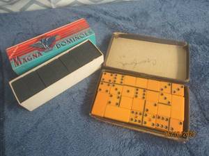 lot 523 image: 2 SET OF VINTAGE DOMINOES