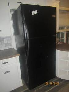lot 203 image: BLACK FRIGIDAIRE REFRIGERATOR