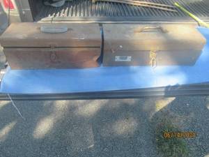 lot 315 image: 2 VINTAGE TOOL BOXES WITH CONTENTS