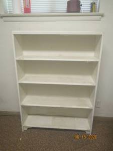 lot 333 image: BOOK SHELF 45 TALL