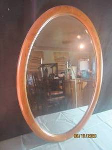 lot 366 image: WOOD FRAMED OVAL MIRROR 28 DIA
