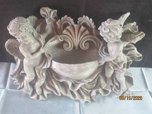 lot 386 image: WALL MOUNT CHERUB HERB PLANTER