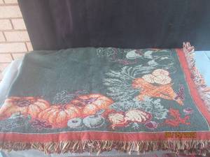 lot 389 image: AUTUMN TAPESTRY THROW BLANKET&nbsp