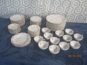 lot 440 image: 70 PC WINTERLING GERMANY HERITAGE (ROSEBUDS)