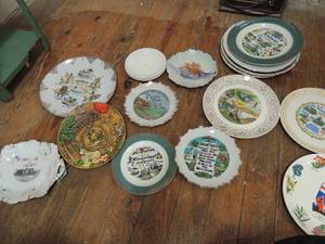 lot 16 image: Wall hanging plates 13 total-  fascinating Washington state, swift river lodge  mile 733 Kansas the sunflower state