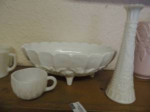lot 56 image: Milk glass dish, star decor tea cup, tall flower vase