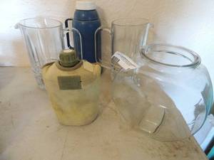 lot 65 image: Water canteen, water bowl  for fish 2  tea pitchers and a thermos water bottle