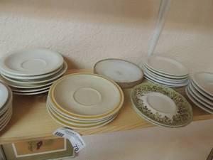 lot 70 image: Various small dessert plates by Hearthside  Fire king rego