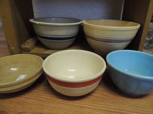 lot 78 image: Large Pottery mixing bowls, blue Wyatt oven ware brown bowl with small crack, Blue striped pottery mixing bowl white and red stripe watt Vintage crock bowl