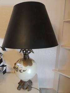 lot 143 image: 34 tall table lamp claw foot glass ball middle  with gold floral design