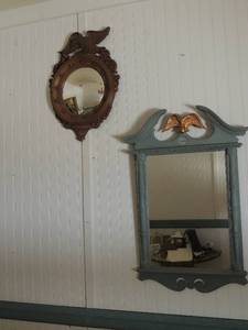 lot 149 image: Eagle wall mirror 21 x 15 green frame, golden eagle mirror 31 x 21