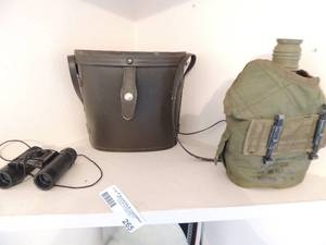 lot 264 image: Small set of Simmons binnocculars, empty binocular case and 1 nylon canteen with carrier