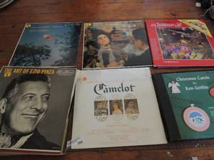 lot 386 image: Large LP lot- Christmas carols Camelot, Romeo and Juliet, a Christmas gift, Perry Faith, The feathery feeling and many more