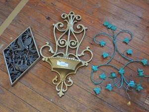 lot 432 image: Gold wall dcor 24x14 green metal wall candle holder 20x15 2 gold wall art with birds 16x10