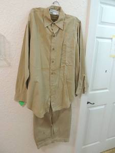 lot 478 image: Military uniform pants size 16,  shirt size15x32