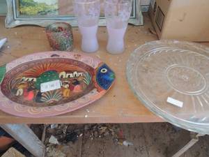 lot 480 image: Glass serving platter, fish dcor plate, 2 purple glasses, blown glass candle holder