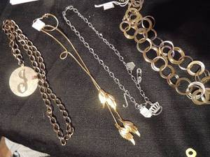 lot 551 image: necklaces- Juicy couture, gold rings, Initial J with pink stone and gold leaf lanyard