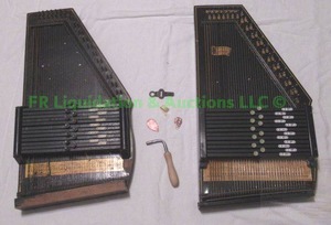 lot 4 image: Vintage Oscar Schmidt-international Autoharps (One is in good condition)