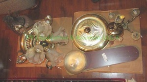 lot 28 image: Vintage Made in Spain pendant lamp plus ceiling fan and lights
