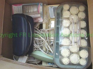 lot 367 image: Assorted beauty tools including curling irons and more