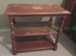 lot 258 image: Vintage red maple wood accent table