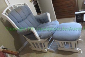 lot 70 image: Dutailier Glider rocker and matching glider ottoman