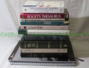 lot 31 image: Assorted biblical study books