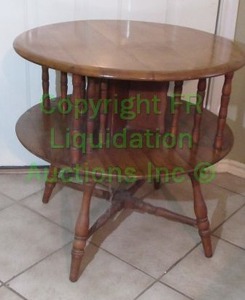 lot 36 image: Vintage mid century round accent table