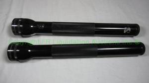 lot 84 image: Mag-Lite full size flashlights, 2 count