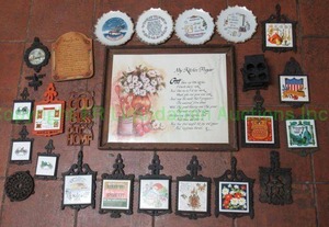 lot 119 image: Assorted trivets plus