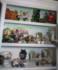 lot 179 image: Assorted figurines and collectibles as shown, generous quantity