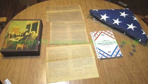 lot 198 image: Patriotic reproduction documents including Lincolns Gettysburg address, and more as shown