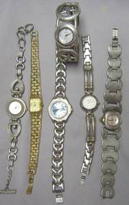 lot 485 image: 6 ladies watches