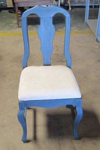 lot 424 image: Blue Solid Wood Dining Chair