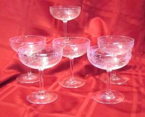 lot 431 image: 6 Champagne Glasses