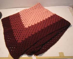 lot 434 image: Pink &amp Burgundy Lap Afghan