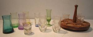 lot 446 image: Lot of Small Novelty Glassware