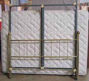 lot 499 image: Brass Bed Frame