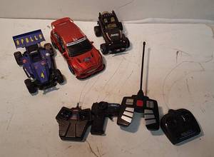 lot 539 image: Remote control cars