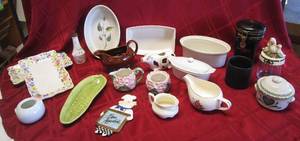 lot 600 image: Kitchen ceramics