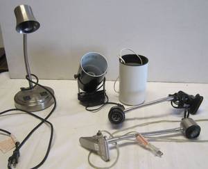 lot 603 image: Lamps