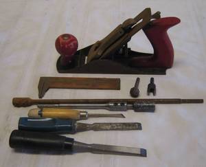 lot 605 image: Woodworking tools