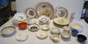 lot 606 image: ceramic dishes