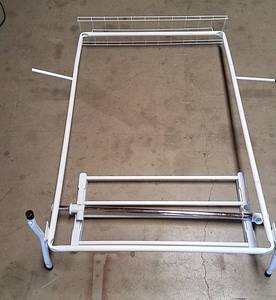 lot 623 image: 2 Clothing Racks