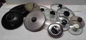 lot 629 image: Assorted Pot Lids